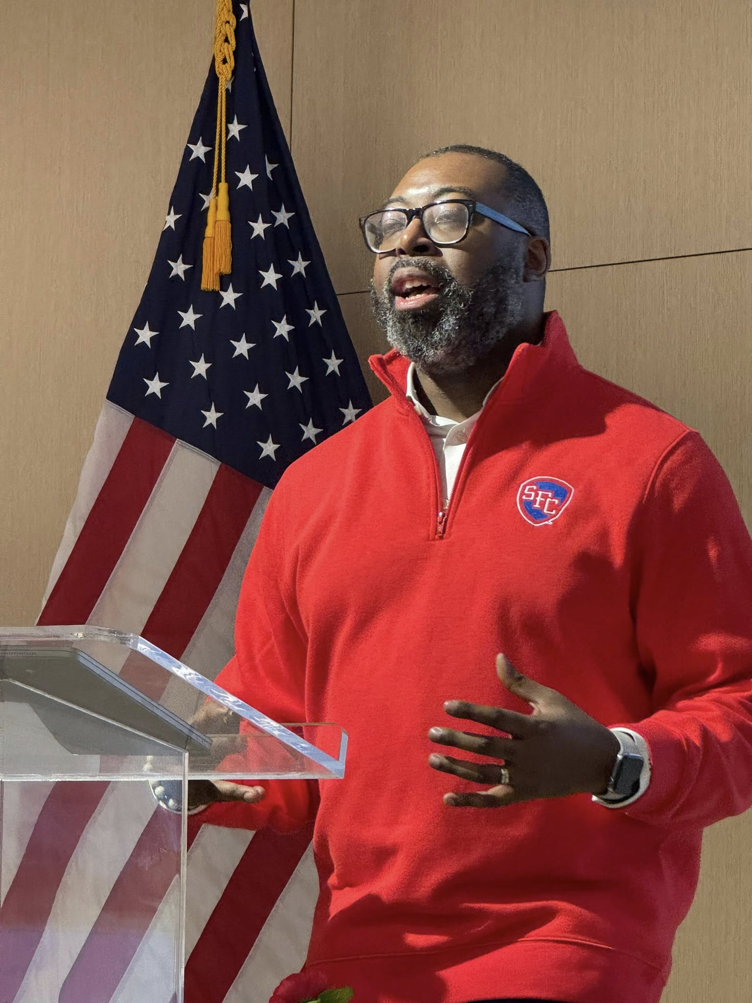 Wes Lewis speaking at an industry event